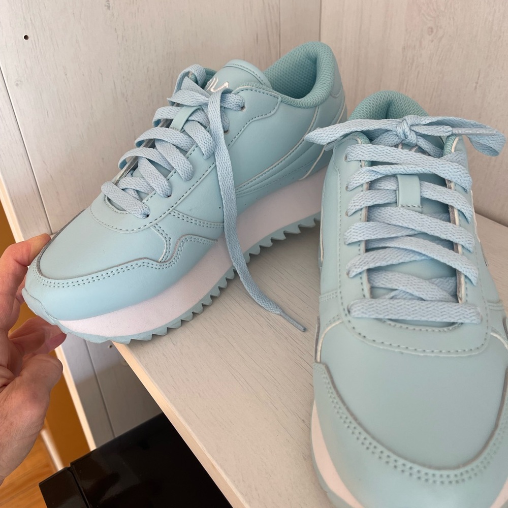 Womens Fila Light Blue Size 6.5
